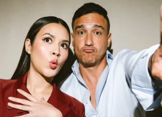 Raisa dan Hamis Daud (Sumber: Instagram/@hamishdw)