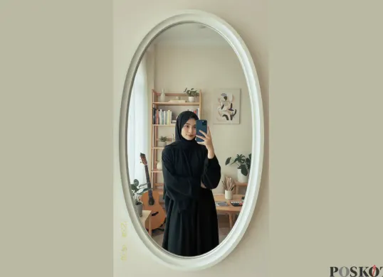 Prompt Gemini AI Edit Foto Mirror Selfie dengan Hasil Realistis (Sumber: TikTok/@lin____19_)
