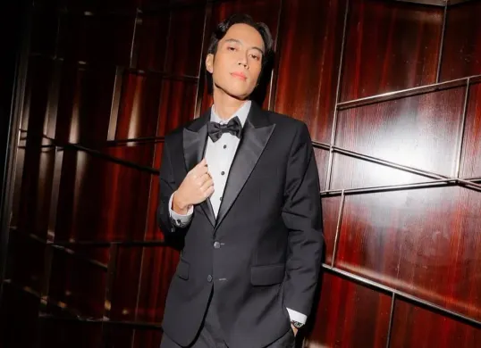 Vidi Aldiano membagikan kabar rehat sementara melalui akun Instagram pribadinya, menegaskan pentingnya kesehatan di tengah kesibukan dunia hiburan. (Sumber: Instagram/@vidialdiano)