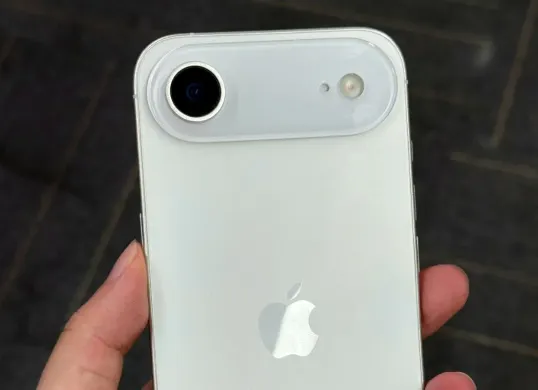 Harga iPhone Air akhir tahun 2025. (Sumber: X/MajinBuOfficial)