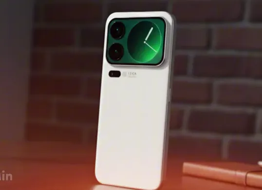 Apakah Xiaomi 17 benar-benar mampu menjadi pilihan yang lebih layak dibandingkan iPhone 17? (Sumber: YouTube/ GSMin)