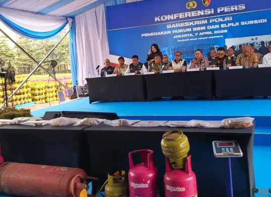 Direktorat Tindak Pidana Tertentu (Dittipidter) Bareskrim Polri mengungkap ratusan kasus penyalahgunaan bahan bakar minyak (BBM) dan gas LPG bersubsidi sepanjang 2025 hingga awal 2026. (Sumber: Poskota/Ali Mansur)