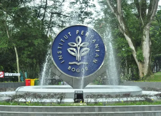 Institut Pertanian Bogor (IPB) tengah menjadi sorotan usai isi grup chat yang diduga melibatkan mahasiswa jurusan Teknik Mesin dan Biosistem (TMB) angkatan 59 tahun 2022 disebut memuat percakapan bernada pelecehan. (Sumber: Dok.korpusipb)