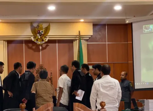 Persidangan dugaan tindak pidana korupsi (tipikor) atas kredit PT Prosympac Agro Lestari (PT PAL) di Palembang. (Sumber: Istimewa)