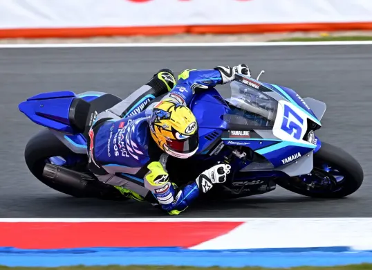 Pembalap muda Indonesia, Aldi Satya Mahendra, berhasil mengamankan poin pada seri ketiga World Supersport 2026 (Sumber: Yamaha Racing Indonesia)