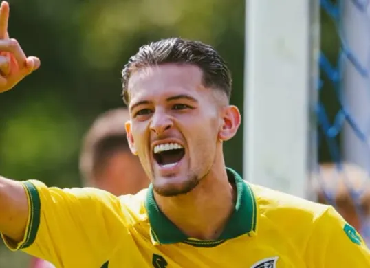 Justin Hubner memilih bertahan bersama Fortuna Sittard meski dikabarkan mendapat tawaran bernilai jutaan euro dari Persija Jakarta. (Sumber: Instagram)