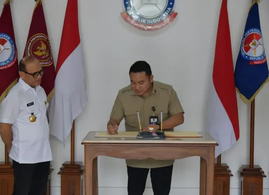 CEO Republikorp Norman Joesoef disebut-sebut diproyeksikan untuk menduduki posisi Wakil Menteri Pertahanan (Wamenhan) RI. (Sumber: X/@Kemenhan_RI)