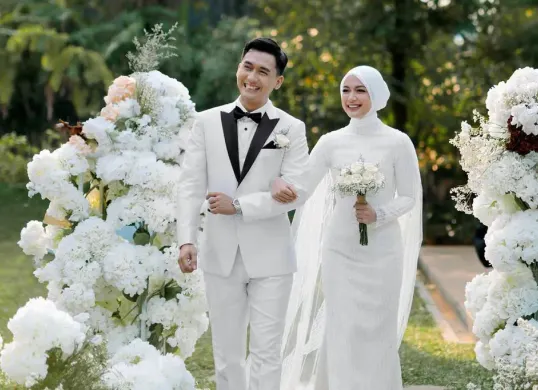 Mantan aktris cilik, Dea Imut alias Dea Annisa resmi menikah dengan Mazaki Ahmad atau Achmad Zacky pada Minggu, 9 Agustus 2026. (Sumber: Instagram/@deaannisa)