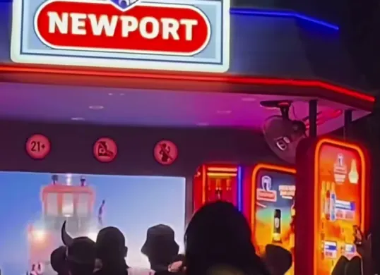 Brand miras Newport sampaikan permohonan maaf soal challenge hafalan Alquran berhadiah miras. (Sumber: Threads/Hilmi Firdausi)