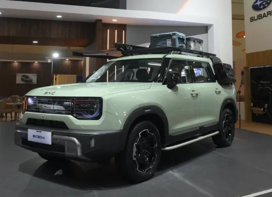 BAIC BJ30 HEV dipamerkan pada ajang GIIAS 2026 (Sumber: BAIC Indonesia)