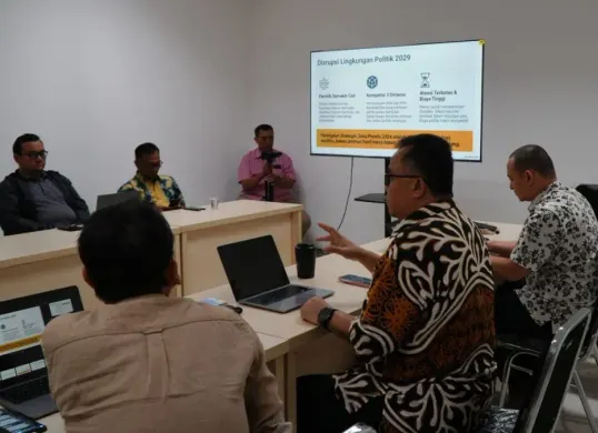 Voxstream dan Dewan Pengurus Nasional ADKASI menggelar diskusi "Politik Berbasis Bukti Menuju Pemilu 2029" di Jakarta, Rabu, 12 Agustus 2026. (Sumber: Dok. Istimewa)