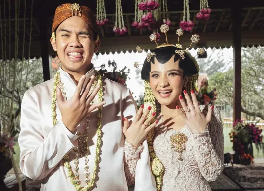 Salsabilla Audinna mengumumkan pernikahannya dengan Alsof Farhan pada Minggu, 16 Agustus 2026. (Sumber: Instagram/@kitapunyaceritera)
