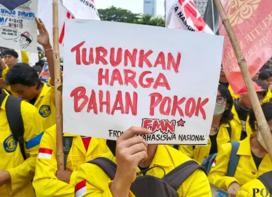 Aksi demo BEM UI di Jakarta pada Selasa, 18 Agustus 2026. (Sumber: Poskota)