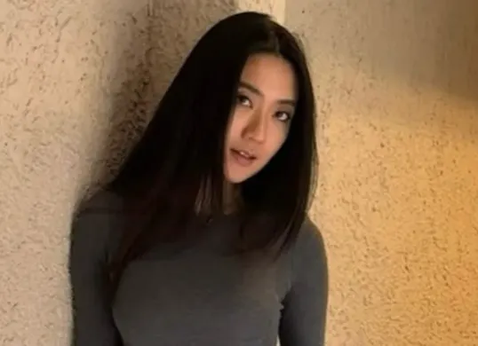 Profil dan biodata Rachel Cia, perempuan yang resmi menjadi istri Dikta eks Yovie & Nuno. (Sumber: Instagram/@rachelcia)