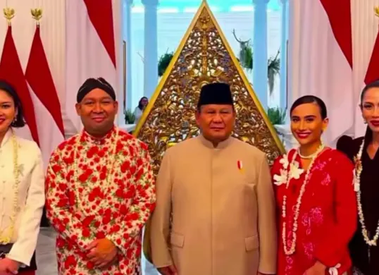 Para host Pancatera menuai kritikan publik setelah sempat mengunggah foto bersama Presiden Prabowo Subianto dan Didit Hediprasetyo saat menghadiri HUT ke-81 RI di Istana Merdeka, Senin, 17 Agustus 2026. (Sumber: Instagram/@pancatera)