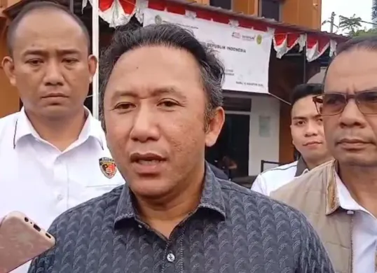 Karo Bankum Divkum Polri, Brigjen Veris Septiansyah setelah mengikuti agenda pemeriksaan tiga ahli dari pihak pemohon di PN Jakarta Selatan, Kamis, 20 Agustus 2026. (Sumber: Dok. Polri)
