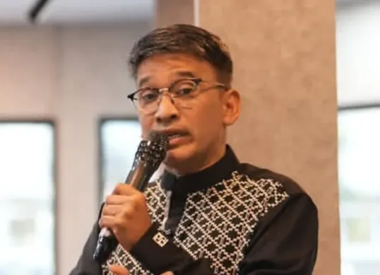 Ruben Onsu ditetapkan tersangka dugaan penipuan dan penggelapan dana investasi oleh Polres Metro Jakarta Selatan. (Sumber: Instagram/@ivangunawanprive)