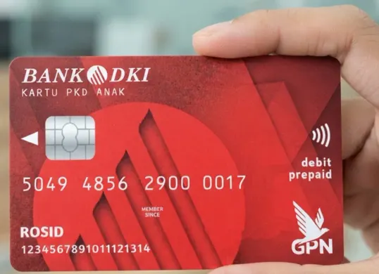 Ilustrasi penerima manfaat Kartu Anak Jakarta (KAJ) yang menunggu informasi pencairan bantuan periode Agustus 2026. (Sumber: Pemprov DKI Jakarta)