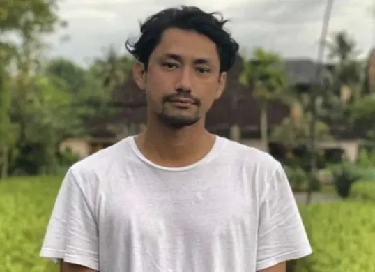 Aktor Revaldo Fifaldi kembali diamankan polisi terkait dugaan penyalahgunaan narkotika jenis sabu pada Senin malam, 24 Agustus 2026. (Sumber: Instagram)