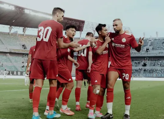 Link live streaming Persija vs Brisbane Roar dalam laga persahabatan hari ini, Sabtu, 29 Agustus 2026. (Sumber: Instagram/@persija)