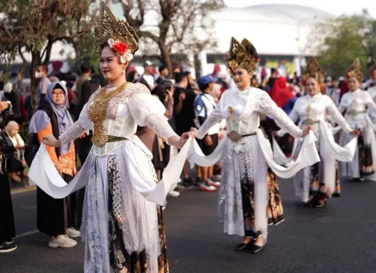 Penampilan seni pada Pesona Nusantara Bekasi Keren (PNBK) Jilid III di Kota Bekasi, Minggu, 30 Agustus 2026. (Sumber: Dok. Istimewa)