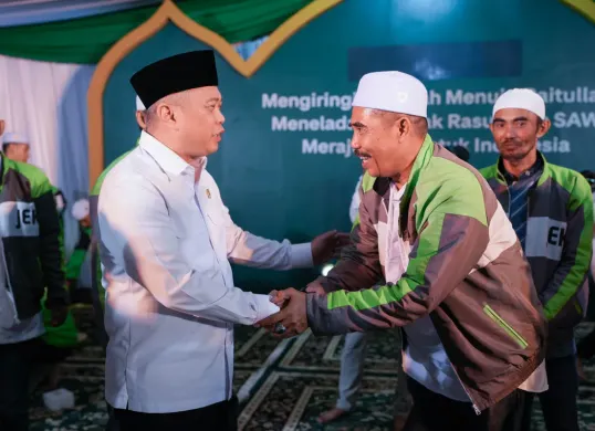 Dilepas Menhub, 70 Driver Gojek Tunaikan Umrah, Termasuk Bambang Raminto (Sumber: Istimewa)