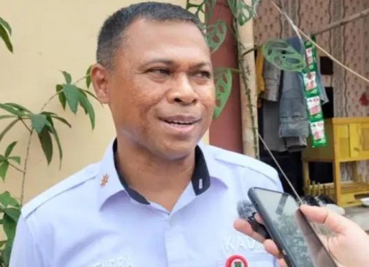 Kepala Dinas Kesehatan (Kadinkes) Kabupaten Tangerang, dr Hendra Tarmizi saat menjelaskan terkait virus nipah. (Sumber: Poskota/Veronica)