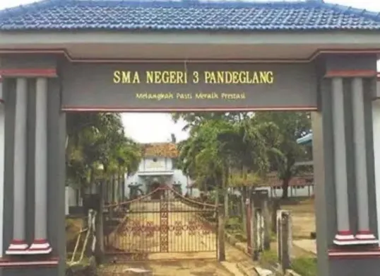 SMAN 3 Pandeglang mulai terapkan pembatasan penggunaan ponsel di sekolah bagi para siswa. (Sumber: Istimewa)
