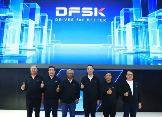 DFSK resmi meluncurkan logo dan slogan global di IIMS 2026. (Sumber: DFSK)