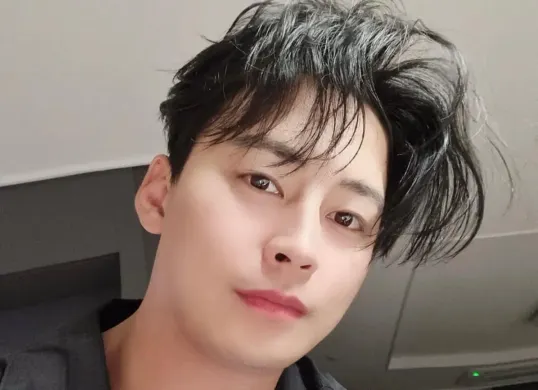 Aktor Jung Eun Woo dilaporkan meninggal dunia pada Rabu, 11 Februari 2026. (Sumber: Instagram/@eun_woo109)