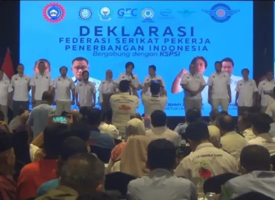 Ketua Harian Partai Gerindra, Sufmi Dasco Ahmad, membuka Rapat Kerja Konfederasi Serikat Pekerja Seluruh Indonesia (KSPSI) di Hotel Sultan Jakarta, Kamis, 12 Februari 2026. (Sumber: Istimewa)