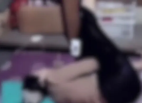 Viral video botol Aqua banyak dicari netizen, isinya bikin penasaran. (Sumber: X/Hiran772)