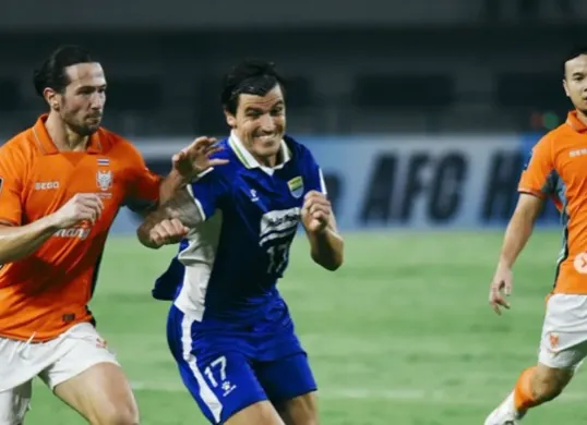 Persib Bandung tersingkir dari ACL 2 2025/2026 saat bertemu Ratchaburi FC di leg kedua babak 16 besar. (Sumber: Instagram/@persib)