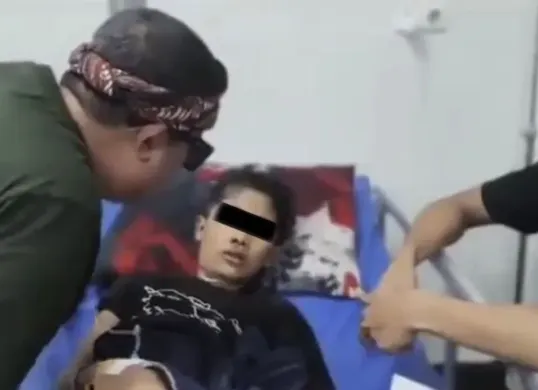 Hasil autopsi bocah 12 tahun asal Jampang Kulon, Sukabumi, menunjukkan luka bakar dan pembengkakan paru-paru. (Sumber: X/@Heraloebss)