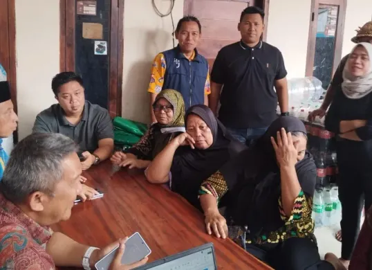 24 kepala keluarga (KK) warga Kampung Bilik, Kalideres, Jakarta Barat mendaftar untuk bisa masuk ke rumah susun (rusun). (Sumber: Istimewa)
