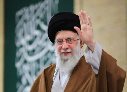 Ayatollah Khamenei pemimpin tertinggi Iran (Sumber: Pinterest/@rizwan naqfi)