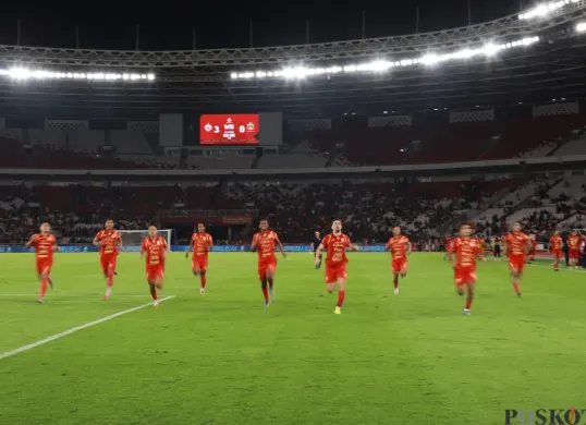 Persija Jakarta memburu puncak klasemen Super League 2025/2026, berikut jadwal lengkap hingga akhir musim. (Sumber: Poskota)