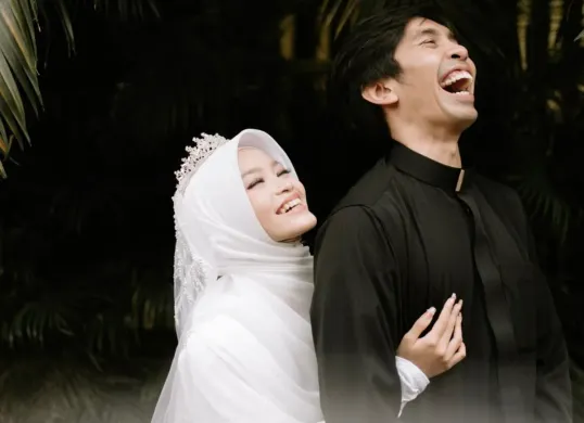 Suami konten kreator Azkiave, Yuka Bimatara Putra atau yang lebih dikenal dengan Yuka San tengah menjadi sorotan di media sosial karena pernyataannya soal kuliah. (Sumber: Instagram/@yuka_san___)