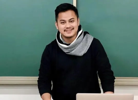Profil lengkap Rully Anggi Akbar alias Ezel, suami Boiyen, yang tengah disorot publik terkait dugaan penipuan dan penggelapan investasi ratusan juta rupiah. (Sumber: Instagram/@rullyanggiakbar)