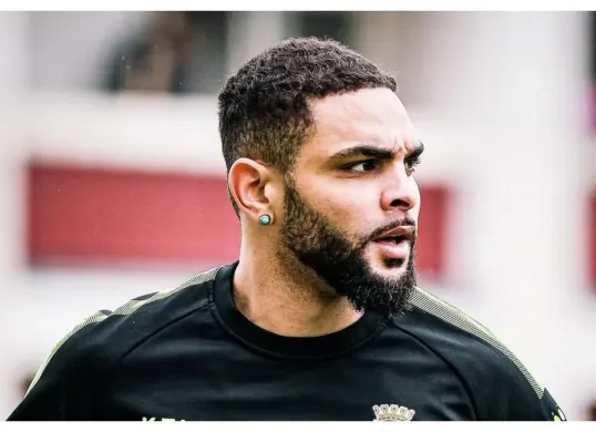 Persib Bandung dirumorkan akan mendatangkan Lavyin Kurzawa di BRI Super League 2025/2026 (Sumber: Instagram/@kurzawa)