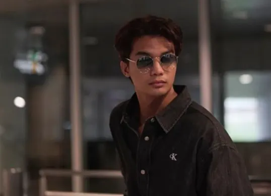 Potret Mikhail Iman yang diisukan dekat dengan Ria Ricis. (Sumber: Instagram/@mikha)