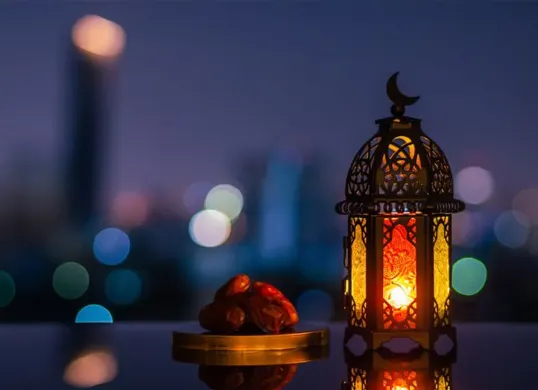 Keutamaan Puasa Ramadhan dan Perkiraan Awal Ramadhan 2026 Menurut Pemerintah, NU, dan Muhammadiyah (Sumber: Pinterest)