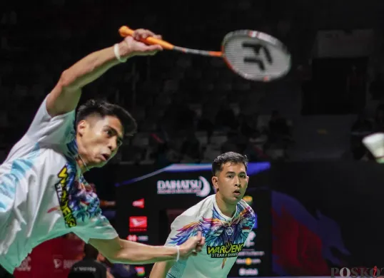 Pebulu tangkis ganda putra Indonesia Sabar Karyaman Gutama dan Moh Reza Pahlevi Isfahani. (Sumber: Poskota/Bilal Nugraha Ginanjar)