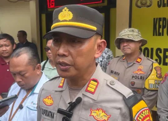 Kapolsek Nanggung, AKP Ucup Supriatna mengatakan bahwa pencarian penambang ilegal di area PT Antam dihentikan sementara. (Sumber: Poskota/Giffar Rivana)