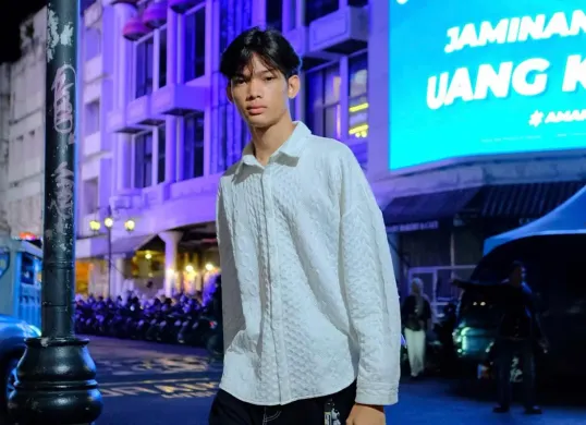 Eks manusia silver Pasar Baru, Jakarta Pusat, Michael Octavian belakangan ini ramai diperbincangkan publik. (Sumber: Instagram/@mike.oktavian31)