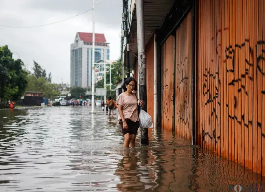 Situasi banjir di Jakarta. (Sumber: Poskota/Bilal Nugraha Ginanjar)