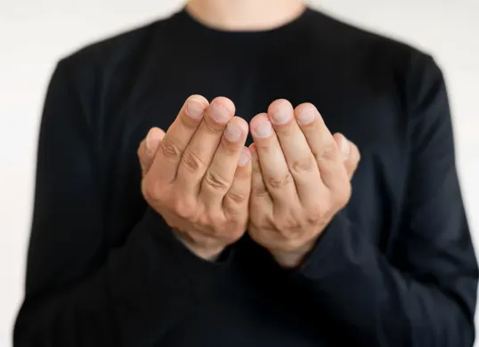 Niat puasa qadha Ramadhan lengkap dengan waktu bacaan dan hukumnya. (Sumber: Freepik)