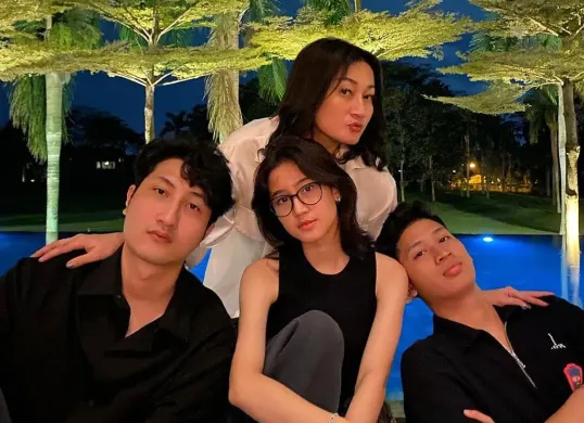 Kasus kecelakaan yang dialami Lexi Valleno Havlenda, adik kandung penyanyi Keisya Levronka kembali menjadi perhatian publik setelah keluarga memutuskan membawa perkara tersebut ke jalur hukum. (Sumber: Instagram/@levihavron)