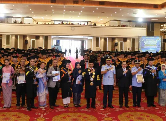 Unsurya menggelar wisuda ke-37 di Gedung Puri Ardhya Garini, Halim Perdanakusuma, Jakarta Timur, Kamis, 2 Juli 2026. (Sumber: Dok. Istimewa)