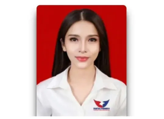 Sosok Ririn Septiani tengah menjadi sorotan usai dikaitkan dengan polemik rumah tangga selebgram Sarah Gibson dan suaminya, Diska Resha. (Sumber: X/@Mizzumono)
